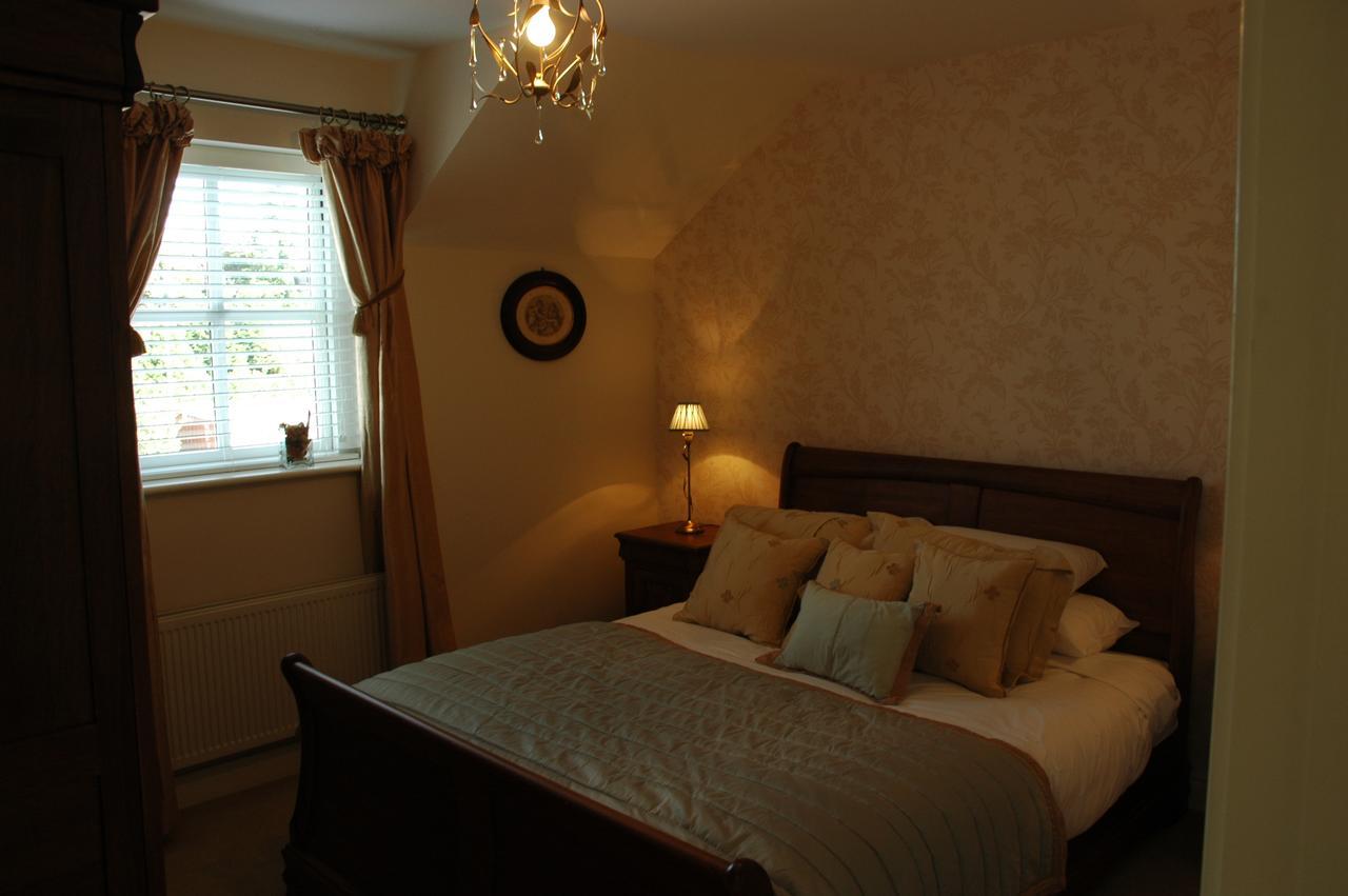 Moyvalley Hotel Self Catering Cottages Exterior photo